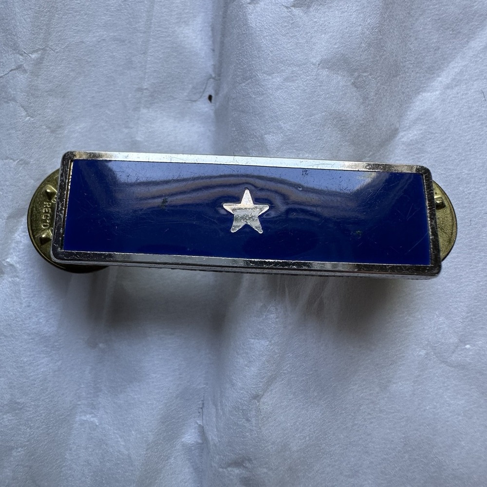 VINTAGE RANK BAR SINGLE SILVER STAR ON FIELD OF BLUE SILVER TONE BLACKINTON PIN